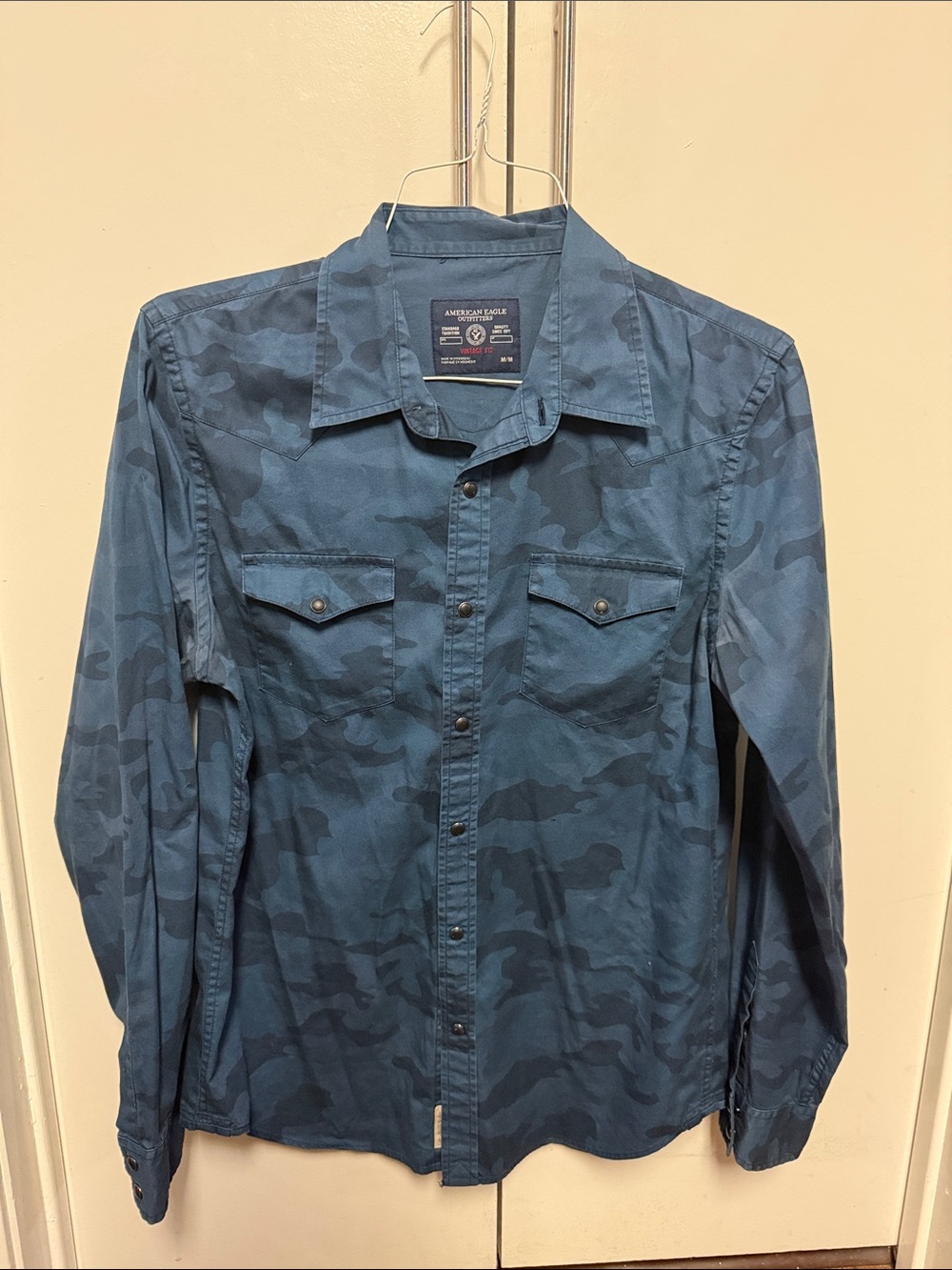 American Eagle Outfitters Men’s Navy Blue Camo Shirt Jacket